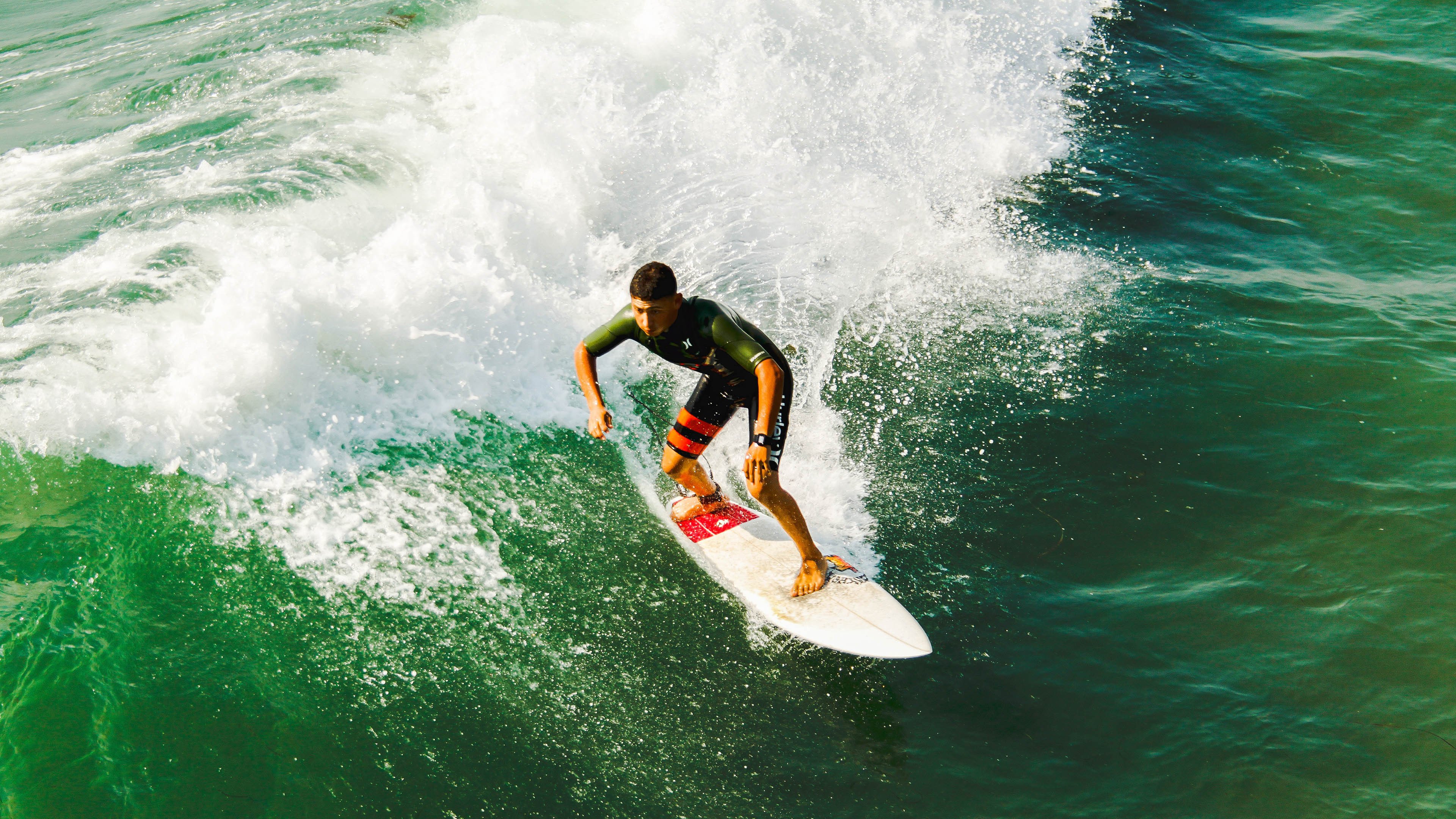 “青少年足球夏令营火热开启，激发少年足球梦”，2020全国青少年足球夏令营怎么参加